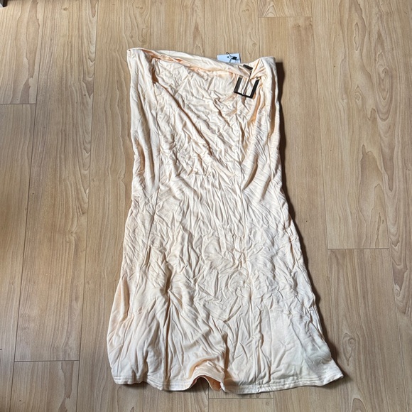 AMY SHEHAB SKIRT - Picture 1 of 6